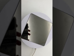 Spiegel, schwarze Edelstahlbleche...