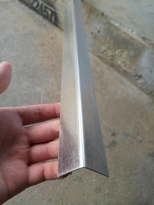 0.5mm 1.5mm 2.0mm PVD Coated Black Silver Rose Gold Mirror Metal Stainless Steel L Channel Trim For Wall Floor Edge Trim
