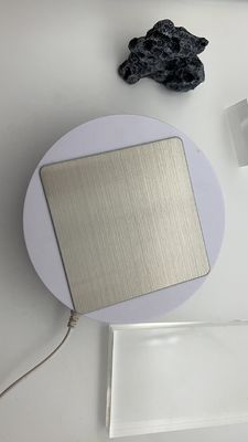 Guter Preis Architektur- und Metallveredelungsspezialist mit PVD-beschichteter, Champagnerfarbiger Edelstahlverkleidung Online