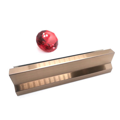 Guter Preis SUS ASTM Champagner-Gold Bronze Grau Edelstahl Zierleisten für Hotelbau Dekoration Online