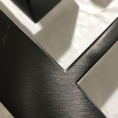 Guter Preis Gravierter Veredelung Antike Edelstahlplatte Farbiges Edelstahlplattenmaterial für die Erhöhung und Innenarchitektur Online