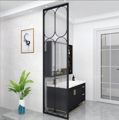 Gemachte Raum Trennwand Trennwand Innenarchitektur Gold Schwarz Farbe Hohler Hintergrund Wand Metallbildschirm