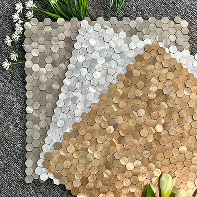 Anpassbare Mosaikfliesen aus Edelstahl Einzigartige und individuelle Designs