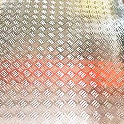 4 mm 5 mm 6 mm Dicke SUS 304 316 201 Gekacherte Edelstahlplatte für Treppe