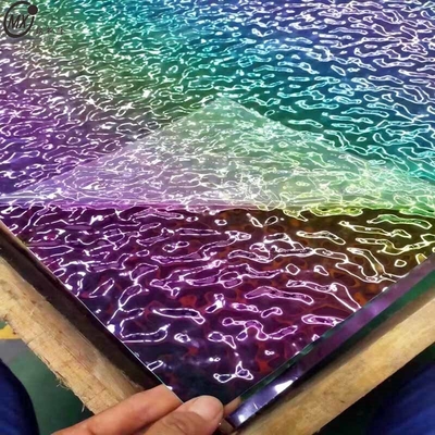 Edelstahlblech mit Wasserwellen-Spiegeloberfläche in verschiedenen Farben, 8k-Dekoration
