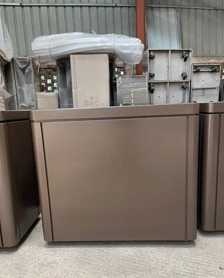 Guter Preis Custom 304 Edelstahl Moderne rechteckige Blumenpflanzschachtel für Gartendekor Online