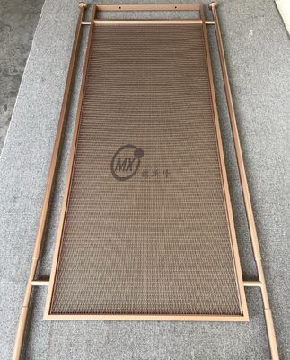 Guter Preis Zeitgenössisches geometrisches Muster Edelstahl-Schirmtrennwand mit PVD-Beschichtung Titan und Spiegel 8k Polnisch in 304 Grad Online