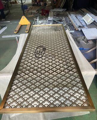 Guter Preis Slim Design Edelstahl Bildschirm Trennwand mit PVD Plattierung Titan und Spiegel 8k Polnisch für dekorative Raumteiler Online